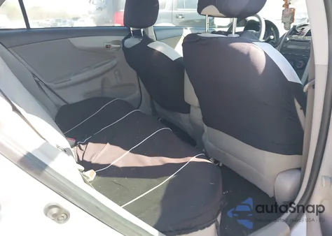 2011 Toyota Corolla z USA, uszkodzony, nr VIN 2T1BU4EE7BC582891